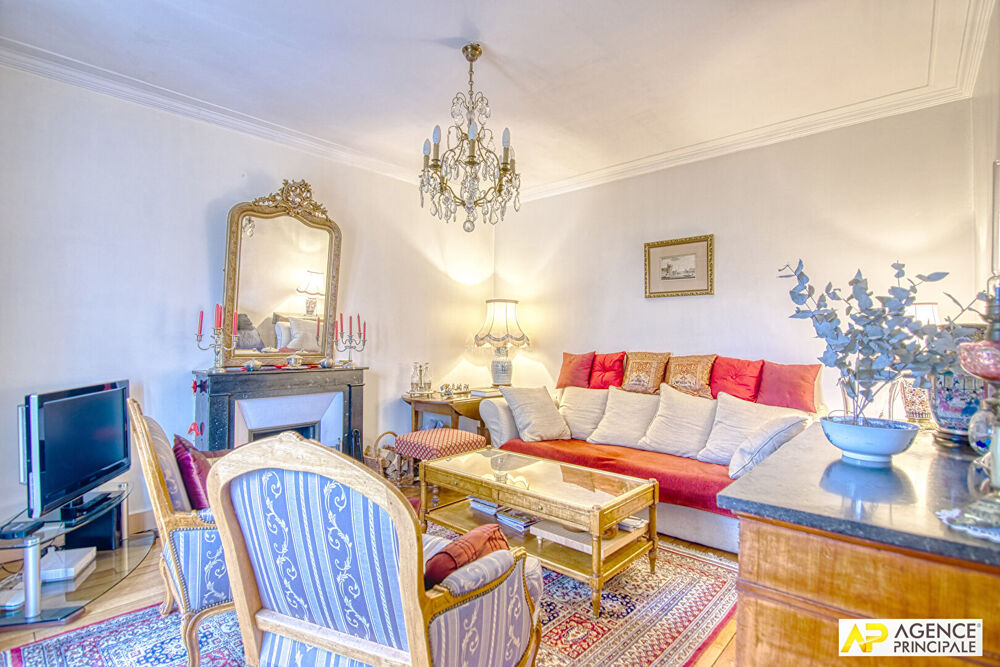 Vente Appartement Versailles Notre-Dame Boulevard de la Reine Appartement duplex 4 pièces 84 m² situé au 2ème et dernier étage Versailles