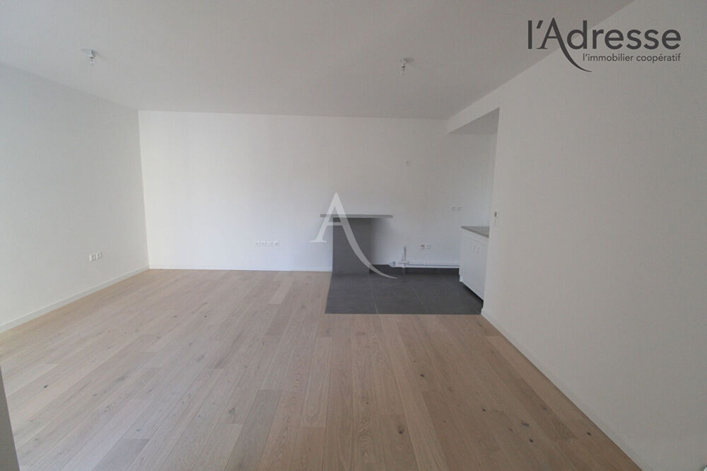 Location Appartement PUTEAUX/Cours Voltaire 2 pièces 49 m² /Parking Puteaux