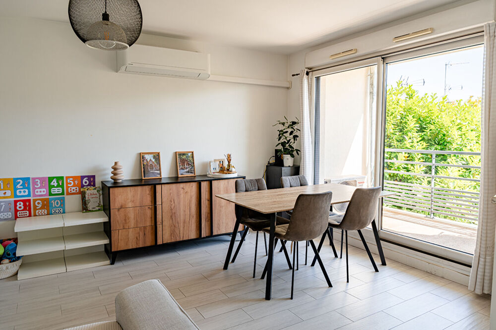 Appartement T3 63 m² .Garage double et 1cave