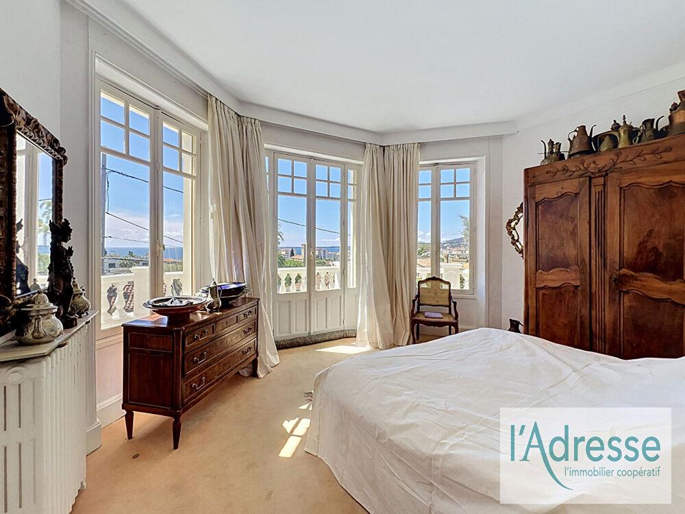 à vendre  Maison Antibes (06600)