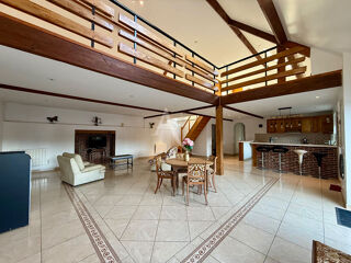  Maison � vendre 7 pi�ces 220 m�