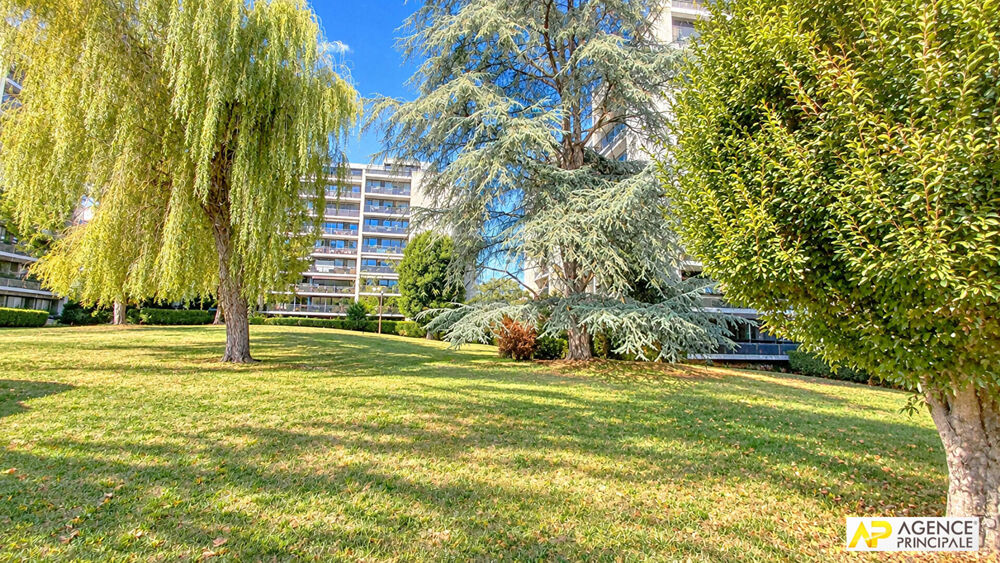 à vendre  Appartement Versailles (78000)