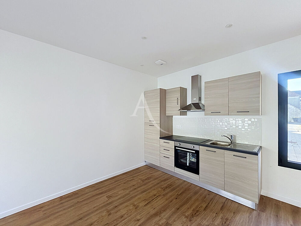 Vente Maison Maison Reau 3 pièce(s) 88.31 m2 Reau
