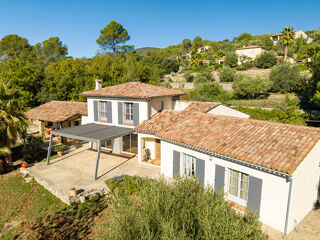  Maison � vendre 8 pi�ces 218 m�