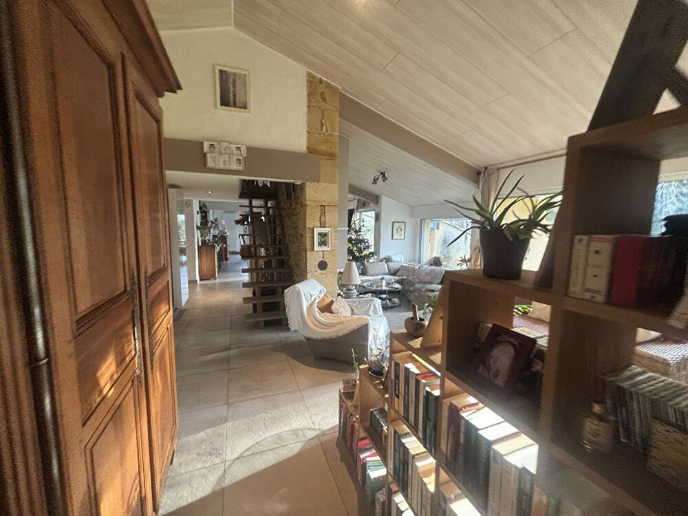 Maison d'architecte avec piscine et appartement indépendant
