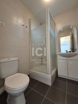  Appartement à louer 1 pièce 32 m²