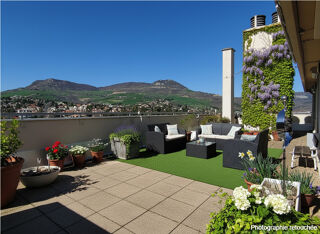  Appartement � vendre 5 pi�ces 1 m�