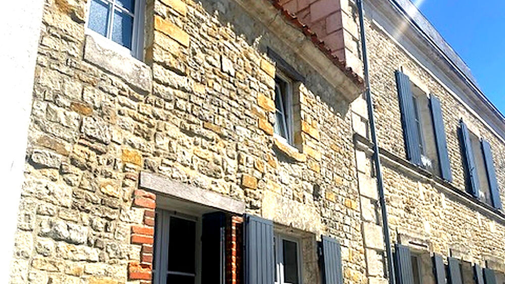 Maison 5 pièces 146 m² · à Sainte Hermine · 146 m² · 185 500 €