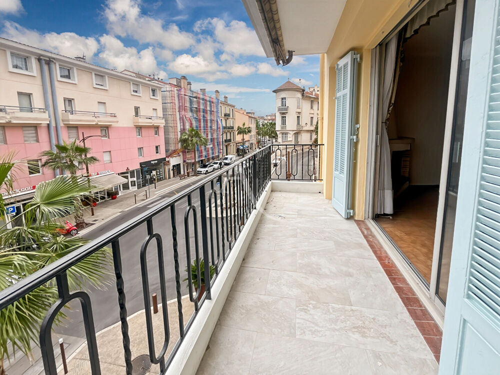 Duplex avec, toit-terrasse de 40m² Fort potentiel (travaux à prévoir)