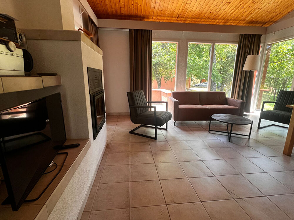 Très belle maison entièrement entretenue et récemment remise au goût du jour