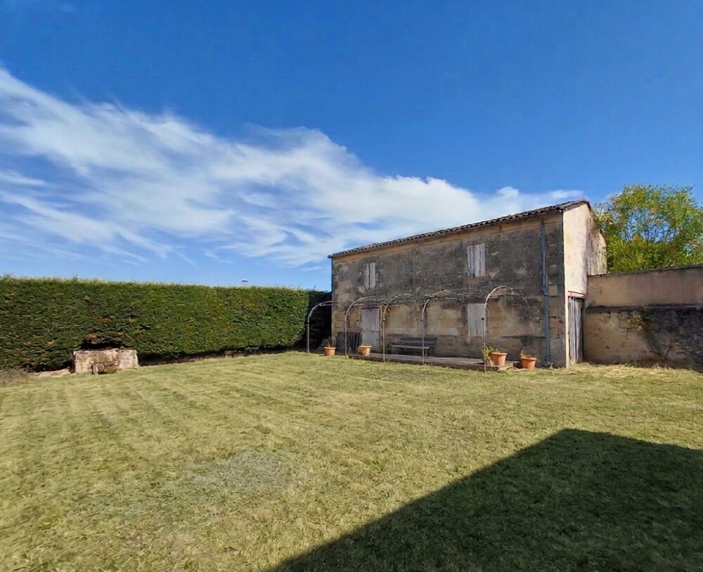 Maison de ville "bourgeoise" 245 m² Pugnac