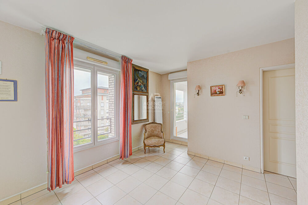 Vente Appartement Appartement 4 pièces à vendre à Saint-Germain-en-Laye - Coteaux du Bel-Air - Maison-Verte Saint germain en laye