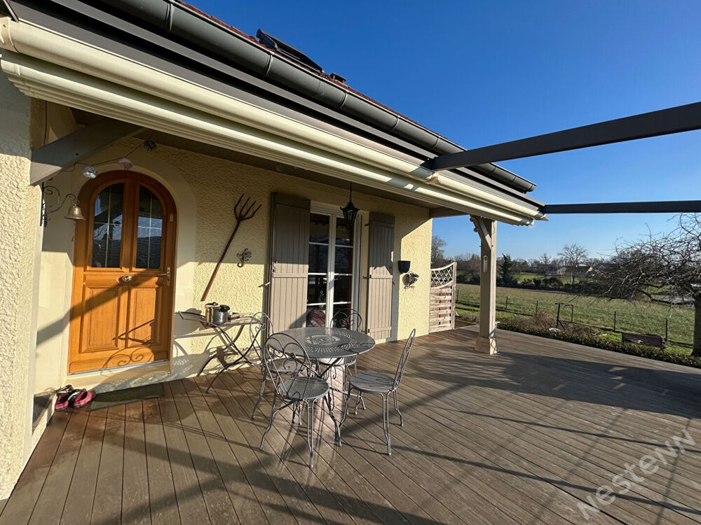 RAVISSANTE MAISON EN VIAGER AVEC VUE DEGAGEE 7 PIECES 134 m²