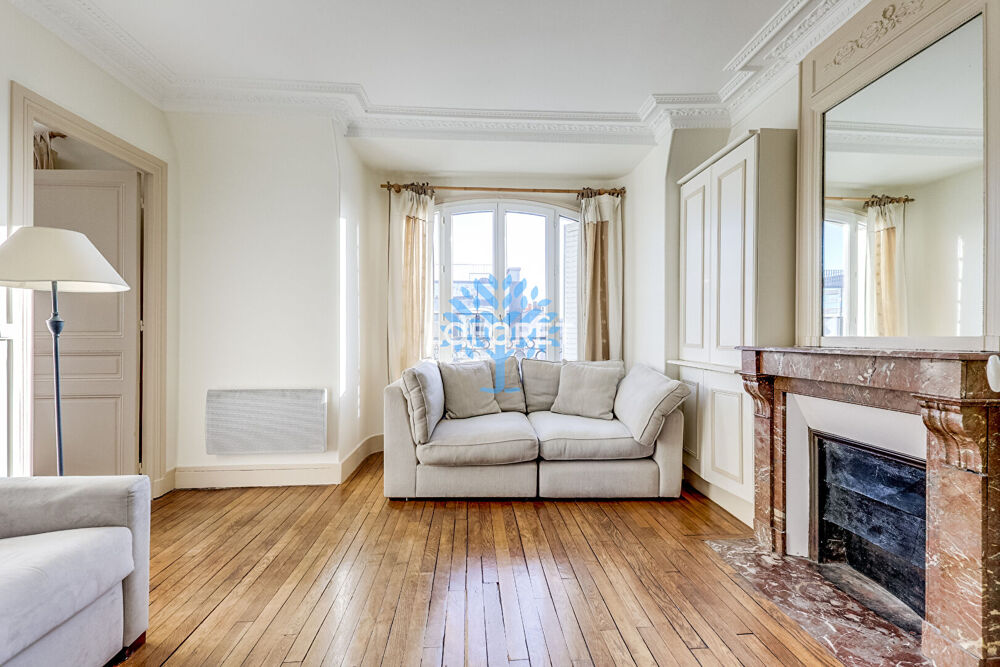 Vente Appartement 2pièces Bastille Dernier étage Paris 12