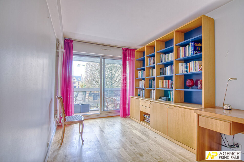 à vendre  Appartement Versailles (78000)