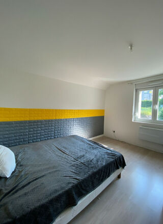  Appartement à louer 5 pièces 