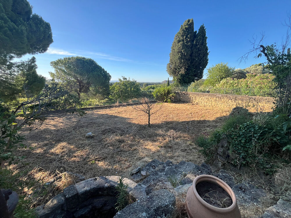 Vente Maison Maison poutres et pierre de 147 m2 avec Garage sur un grand terrain de 1200 m2 et vue dégagée Sauveterre