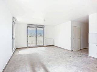  Appartement à louer 2 pièces 54 m²
