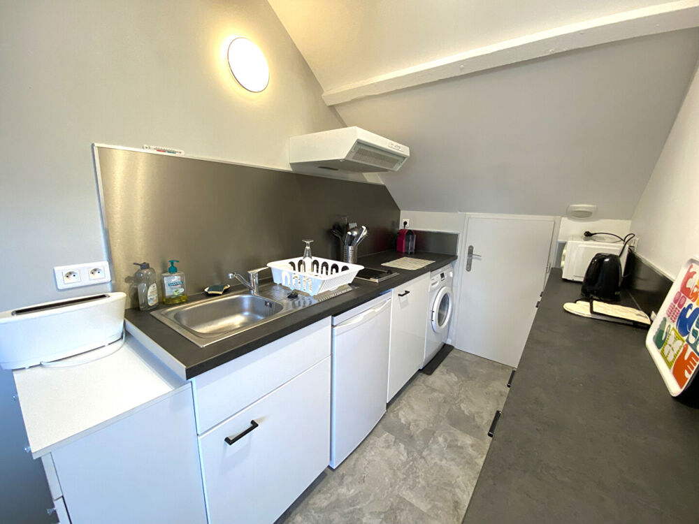 Location Appartement Nantes, Jardin des Plantes  Recherche colocataire - Appartement meublé 3 pièces 66.05 m² Nantes