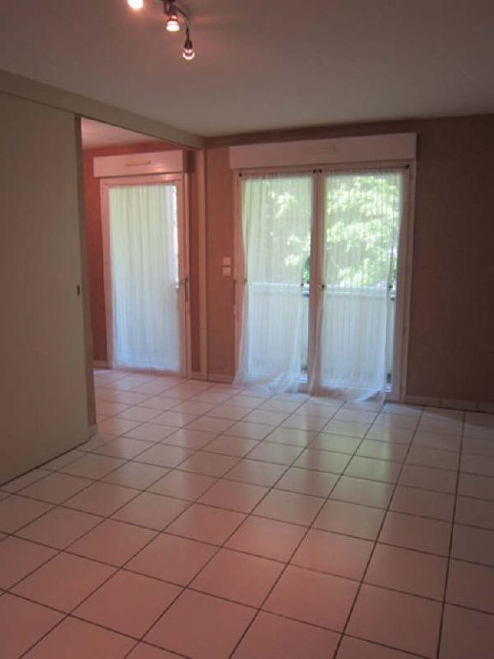 Location Appartement STUDIO BESANCON - 1 pice(s) - 34 m2 Besancon