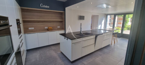  Maison à vendre 8 pièces 370 m²