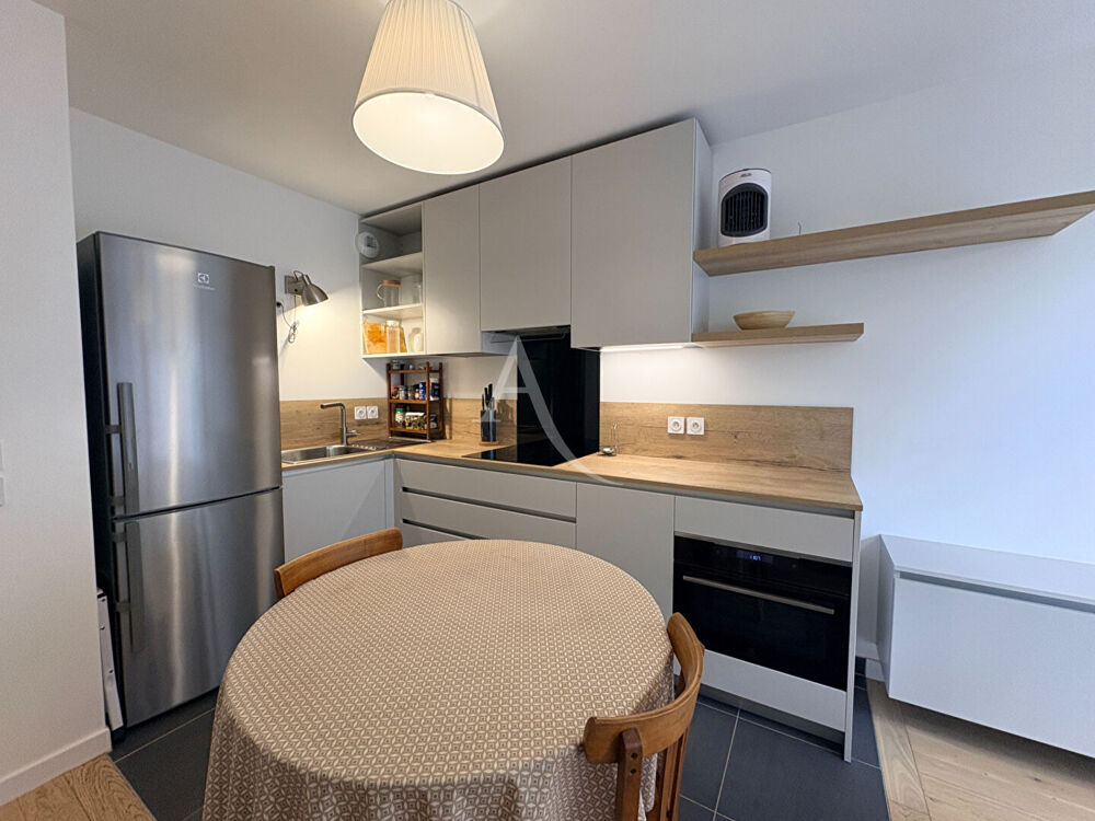 Location Appartement 2 pièces SCEAUX - À 3 minutes à pied du RER B Robinson Sceaux