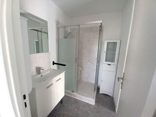  Appartement à louer 3 pièces 60 m²
