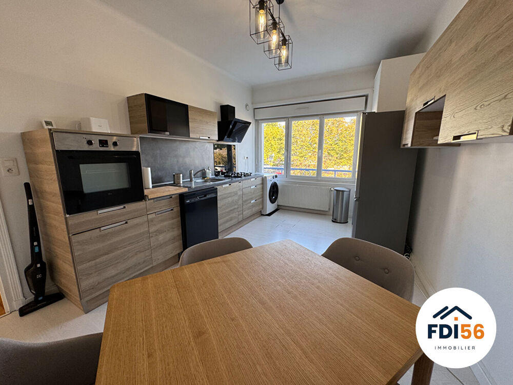 Location Appartement A LOUER - Appartement meublé Lorient 3 pièce(s) 79.84 m2 Lorient