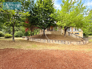  Maison  vendre 6 pices 250 m