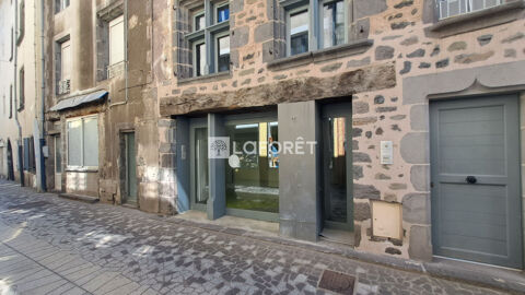 Local commercial de 100 m&sup2; &agrave; SAINT-FLOUR ville haute 500 15100 Saint flour