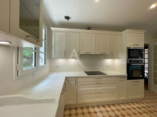  Maison � vendre 6 pi�ces 201 m�