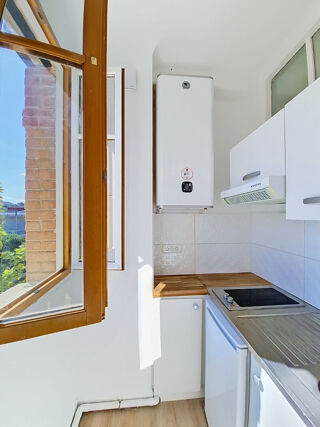  Appartement à louer 1 pièce 21 m²