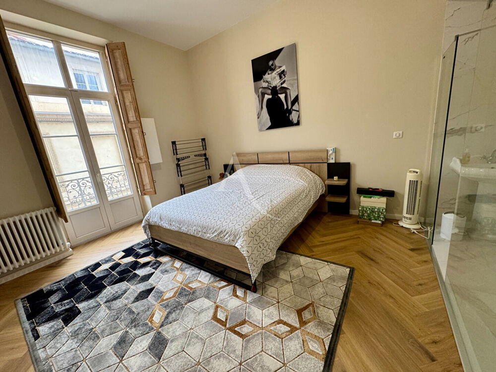 Vente Appartement Appartement Nimes 5 pièce(s) 124.06 m2 Nimes