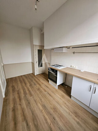  Maison à louer 4 pièces 73 m²