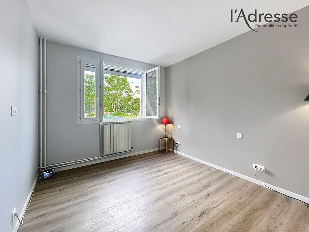 Location Appartement Appartement 2/3 pièces -  49 m² - Rueil-Malmaison (Boulevard National) - parking - cave Rueil malmaison