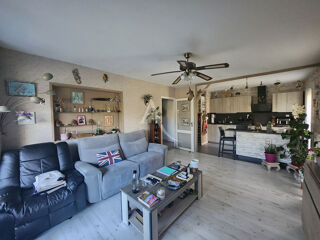  Appartement  vendre 4 pices 79 m