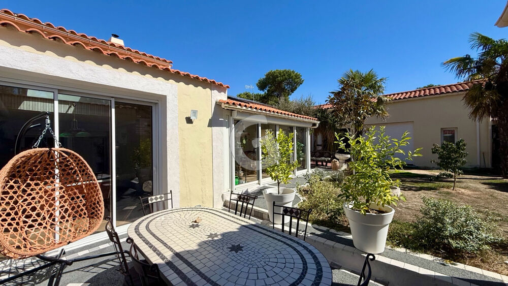 Vente Maison MAISON 7 PIECES-155M²- À VENDRE À JARD SUR MER Jard sur mer