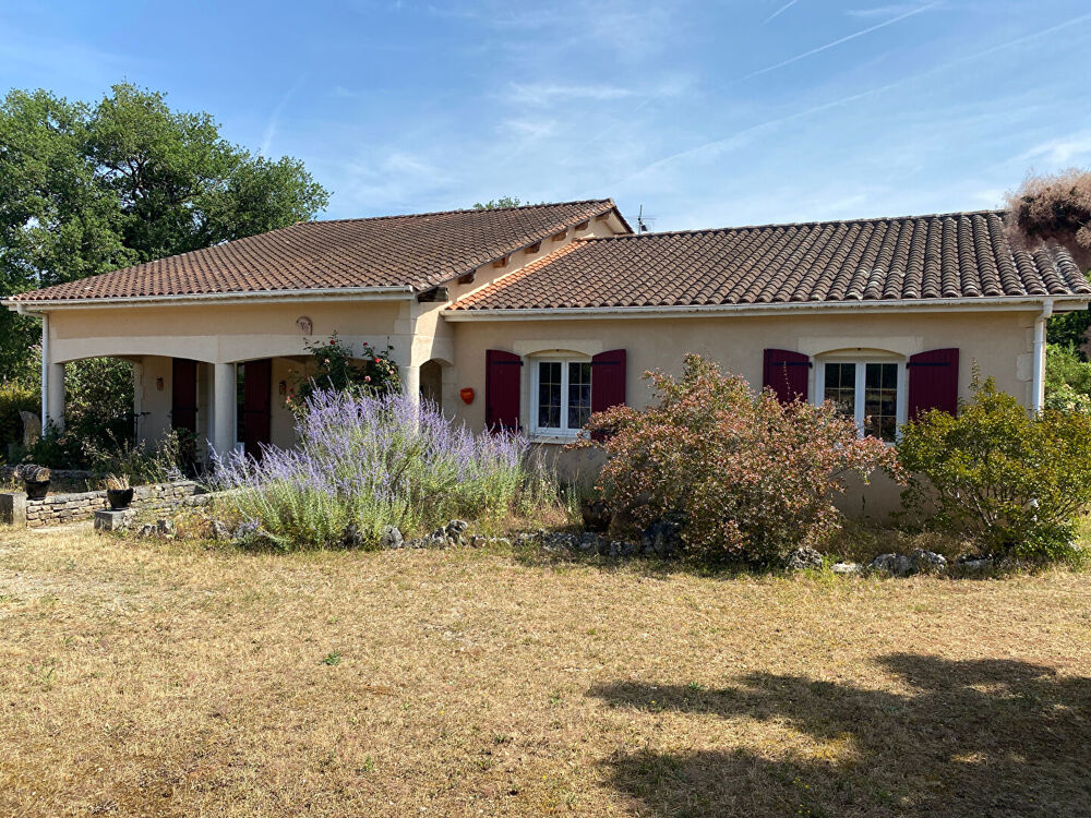 Maison Limeyrat 4 pièce(s) 125 m2
