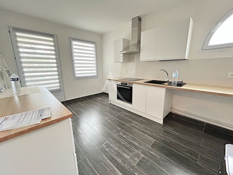  Appartement � louer 4 pi�ces 99 m�