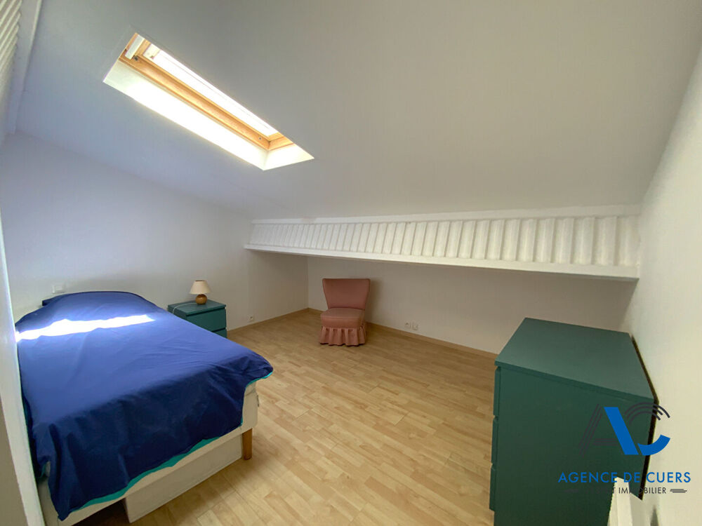 Location Appartement Appartement Cuers 4 pièce(s) 75.36 m2 en duplex - MEUBLÉ Cuers