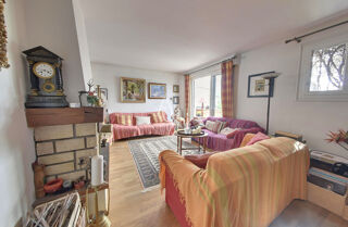  Maison à vendre 10 pièces 215 m²