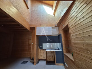  Immeuble à vendre 6 pièces 248 m²