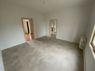  Appartement à louer 3 pièces 85 m²