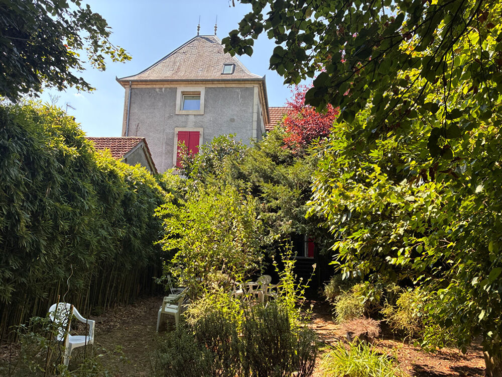 Vente Maison Maison de Maître 240 m2 Coeur de Figeac et Gîte d'étape (Chemins de Compostelle) Figeac