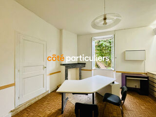  Maison  vendre 8 pices 240 m