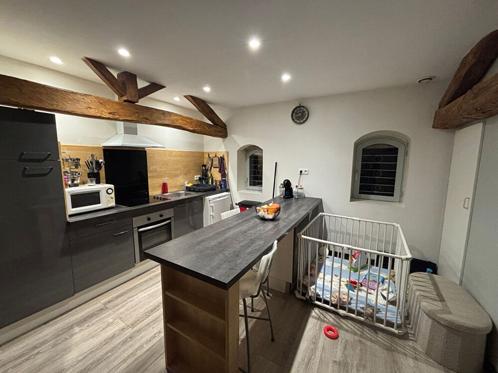 Charmant appartement T2 équipé , 2ème étage ,Libre dedut octobre