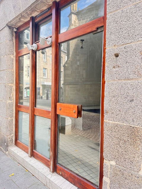   Local professionnel, centre cathédrale 