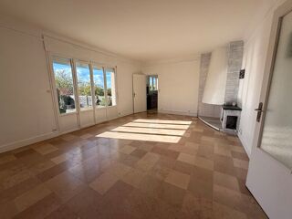  Maison à louer 6 pièces 124 m²