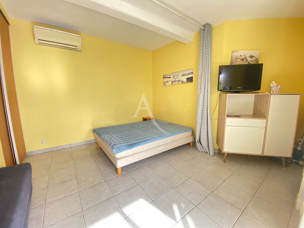 Location Appartement BAGES proche NARBONNE. Appartement STUDIO Meublé face au lac avec terrasse - 1 pièce 23 m² Bages