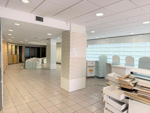   Local commercial 250m² - BESANCON AXE PASSANT - A louer 